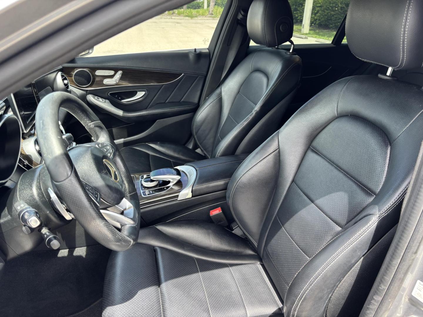 2016 SILVER Mercedes-Benz C-Class C300 Sedan (55SWF4JBXGU) with an 2.0L L4 DOHC 16V engine, 7A transmission, located at 11170 Summerlin Square Dr., Fort Myers Beach, FL, 33931, (239) 999-7777, 26.493546, -81.941628 - Photo#11