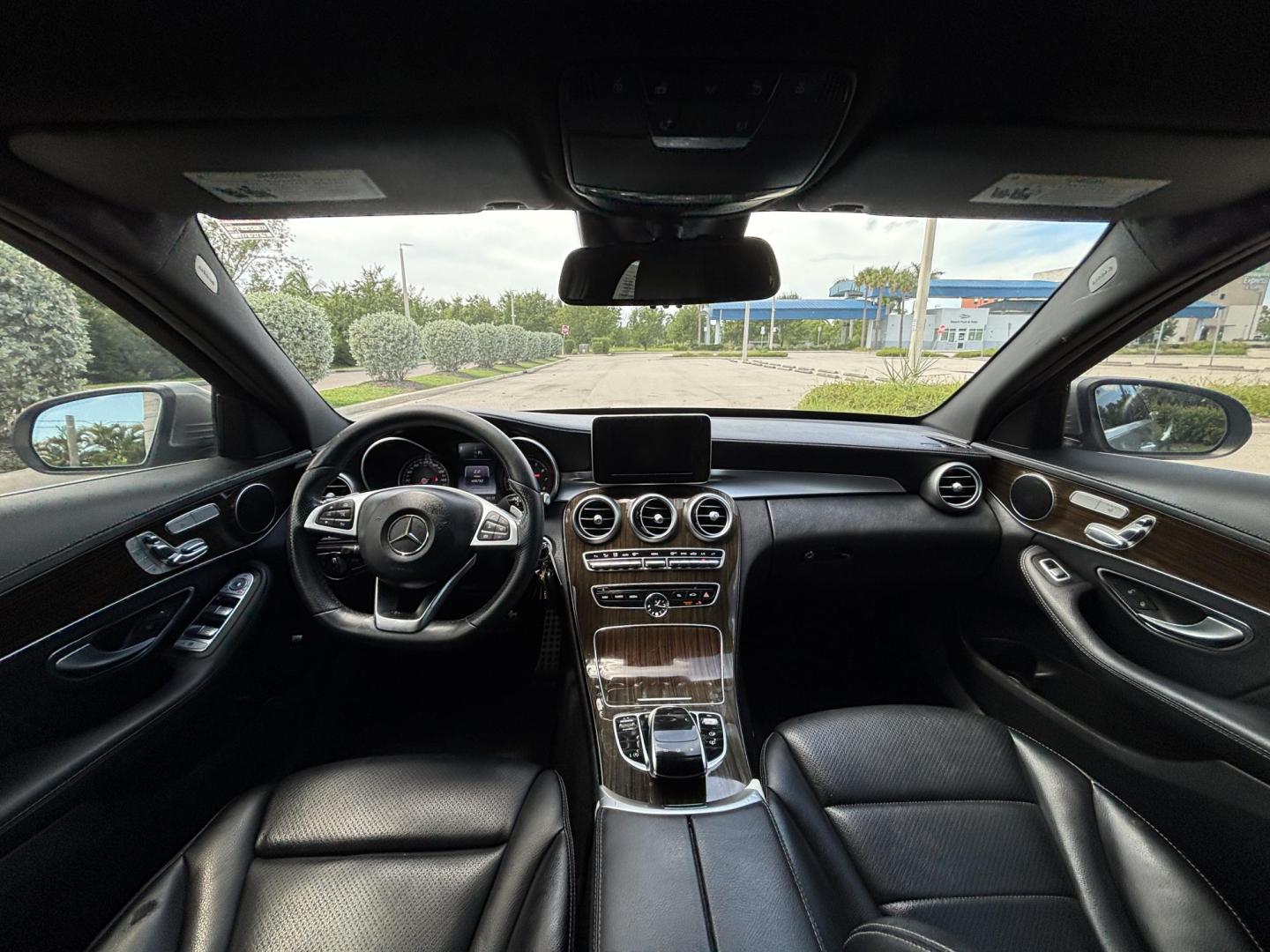 2016 SILVER Mercedes-Benz C-Class C300 Sedan (55SWF4JBXGU) with an 2.0L L4 DOHC 16V engine, 7A transmission, located at 11170 Summerlin Square Dr., Fort Myers Beach, FL, 33931, (239) 999-7777, 26.493546, -81.941628 - Photo#8