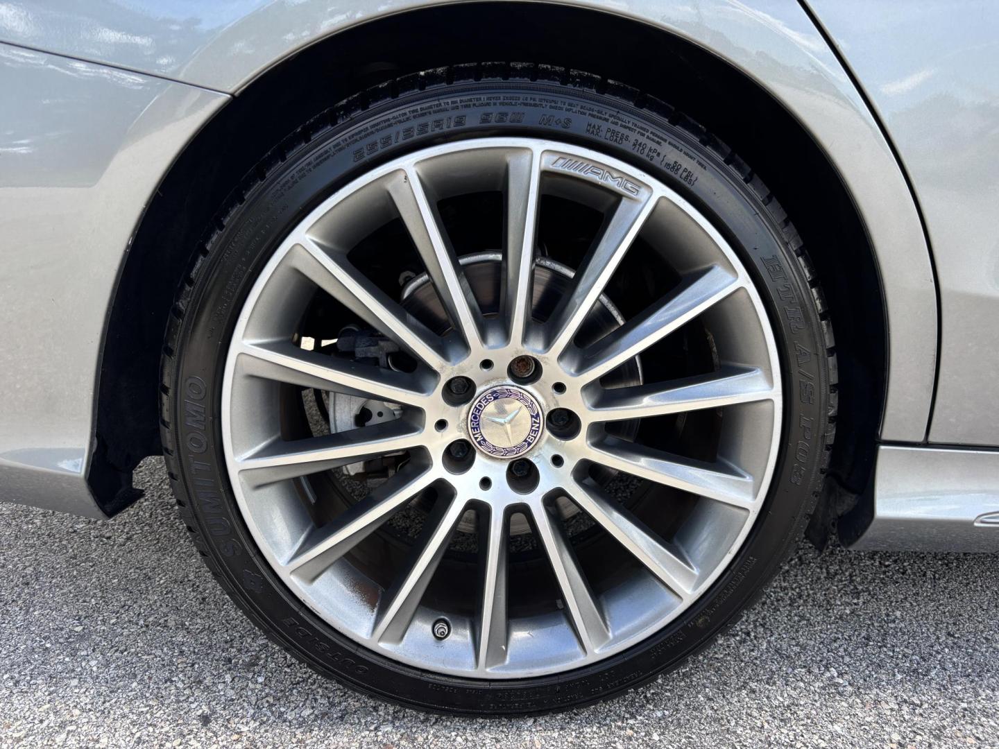 2016 SILVER Mercedes-Benz C-Class C300 Sedan (55SWF4JBXGU) with an 2.0L L4 DOHC 16V engine, 7A transmission, located at 11170 Summerlin Square Dr., Fort Myers Beach, FL, 33931, (239) 999-7777, 26.493546, -81.941628 - Photo#45