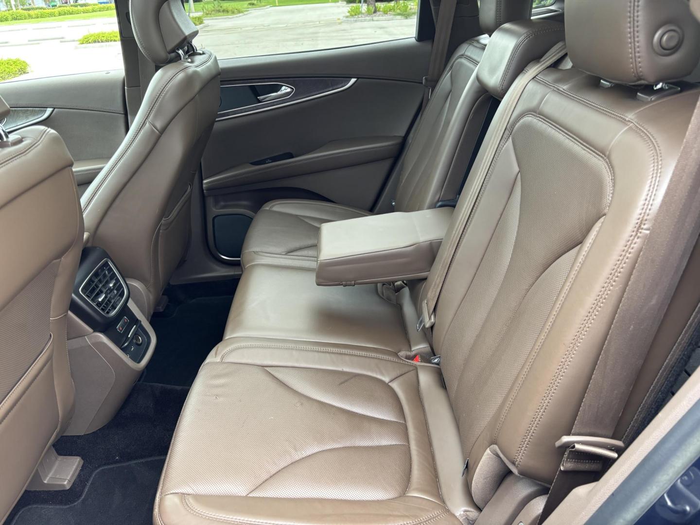 2017 BLUE Lincoln MKX Reserve AWD (2LMPJ8LP2HB) with an 2.7L V6 DOHC 24V engine, 6A transmission, located at 11170 Summerlin Square Dr., Fort Myers Beach, FL, 33931, (239) 999-7777, 26.493546, -81.941628 - Carfax 2 Owner Sale Price $12,900 Carfax Value $14,810 - Photo#18