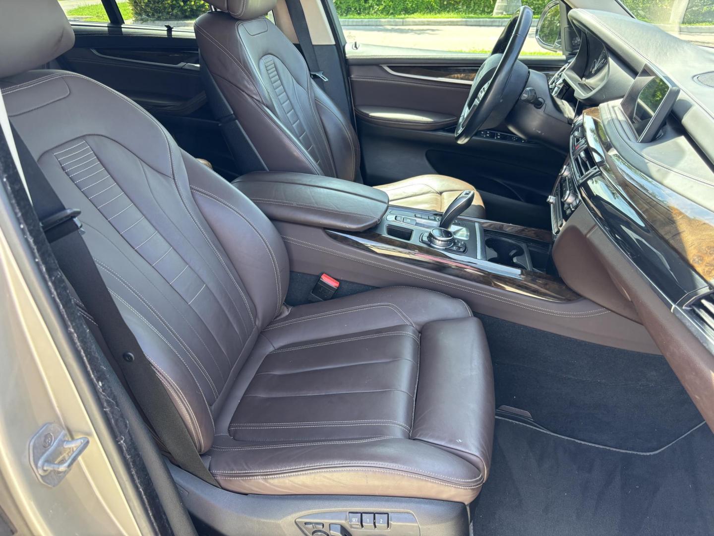 2015 BMW X5 xDrive35i (5UXKR0C56F0) with an 3.0L L6 DOHC 24V engine, 8-Speed Automatic transmission, located at 11170 Summerlin Square Dr., Fort Myers Beach, FL, 33931, (239) 999-7777, 26.493546, -81.941628 - 3rd Row - Photo#13