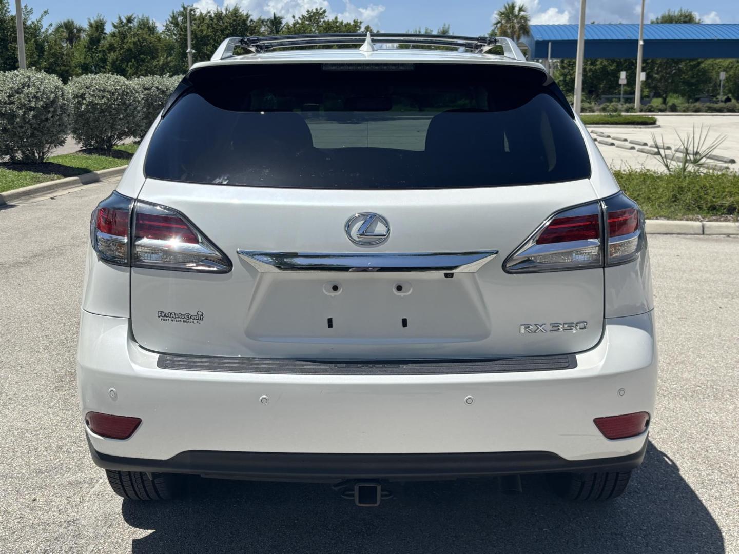 2015 WHITE /TAN Lexus RX 350 AWD (2T2BK1BA5FC) with an 3.5L V6 DOHC 24V engine, 6-Speed Automatic transmission, located at 11170 Summerlin Square Dr., Fort Myers Beach, FL, 33931, (239) 999-7777, 26.493546, -81.941628 - Carfax 1 Owner - Photo#5
