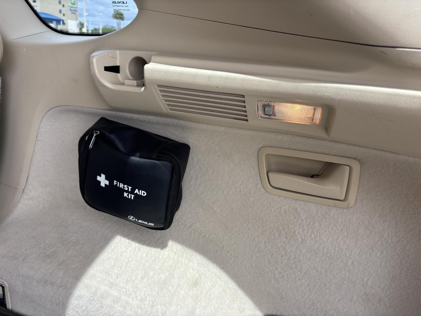 2015 WHITE /TAN Lexus RX 350 AWD (2T2BK1BA5FC) with an 3.5L V6 DOHC 24V engine, 6-Speed Automatic transmission, located at 11170 Summerlin Square Dr., Fort Myers Beach, FL, 33931, (239) 999-7777, 26.493546, -81.941628 - Carfax 1 Owner - Photo#19