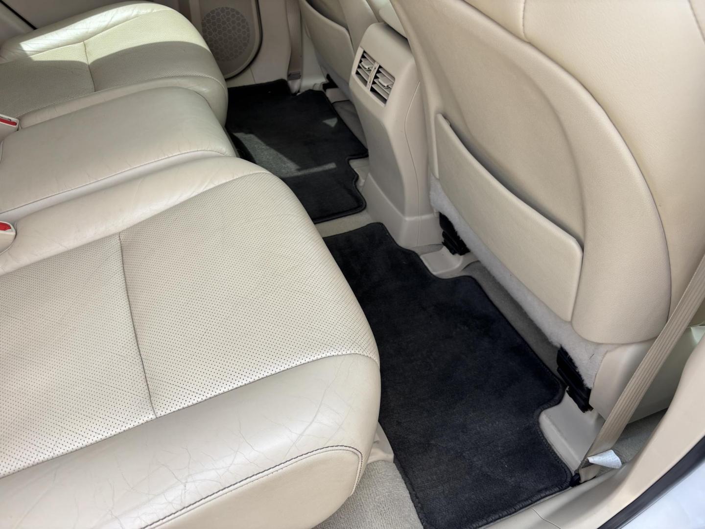 2015 WHITE /TAN Lexus RX 350 AWD (2T2BK1BA5FC) with an 3.5L V6 DOHC 24V engine, 6-Speed Automatic transmission, located at 11170 Summerlin Square Dr., Fort Myers Beach, FL, 33931, (239) 999-7777, 26.493546, -81.941628 - Carfax 1 Owner - Photo#17
