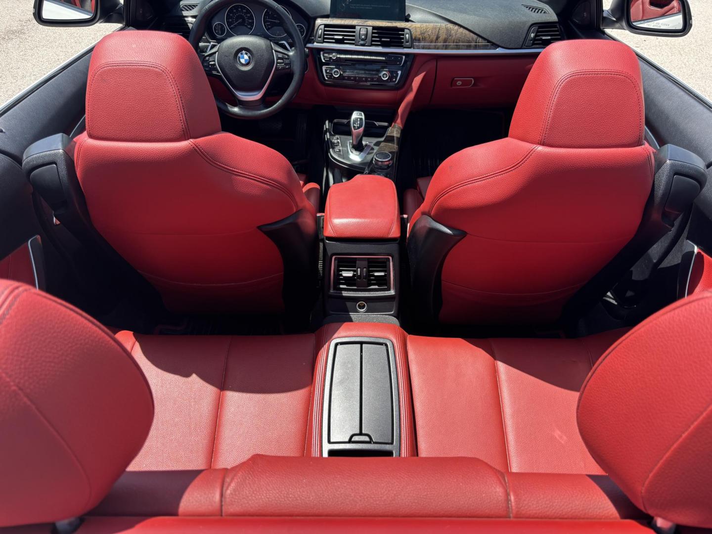 2016 WHITE /RED BMW 4-Series 435i xDrive convertible (WBA3T7C52G5) with an 3.0L V6 DOHC 24V engine, 8A transmission, located at 11170 Summerlin Square Dr., Fort Myers Beach, FL, 33931, (239) 999-7777, 26.493546, -81.941628 - Photo#13
