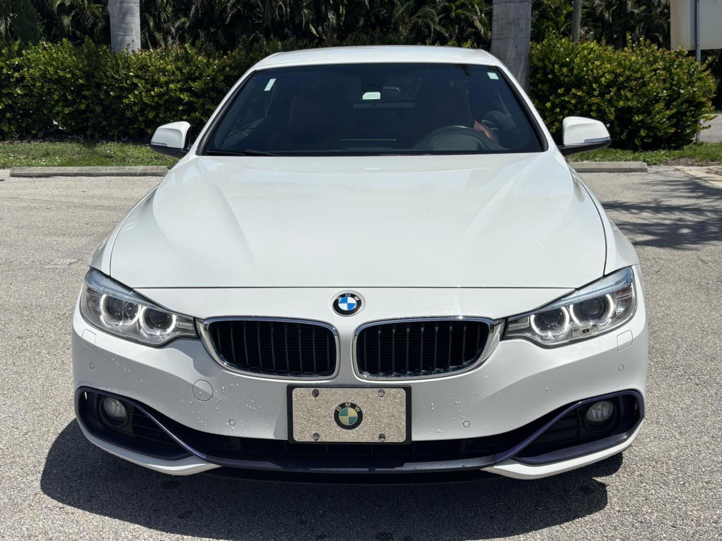 2016 WHITE /RED BMW 4-Series 435i xDrive convertible (WBA3T7C52G5) with an 3.0L V6 DOHC 24V engine, 8A transmission, located at 11170 Summerlin Square Dr., Fort Myers Beach, FL, 33931, (239) 999-7777, 26.493546, -81.941628 - Photo#25