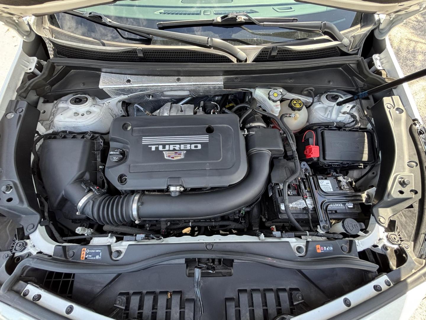 2020 WHITE /TAN Cadillac XT4 Premium Luxury (1GYFZCR44LF) with an 2.0L L4 DOHC 16V engine, 9A transmission, located at 11170 Summerlin Square Dr., Fort Myers Beach, FL, 33931, (239) 999-7777, 26.493546, -81.941628 - Photo#33