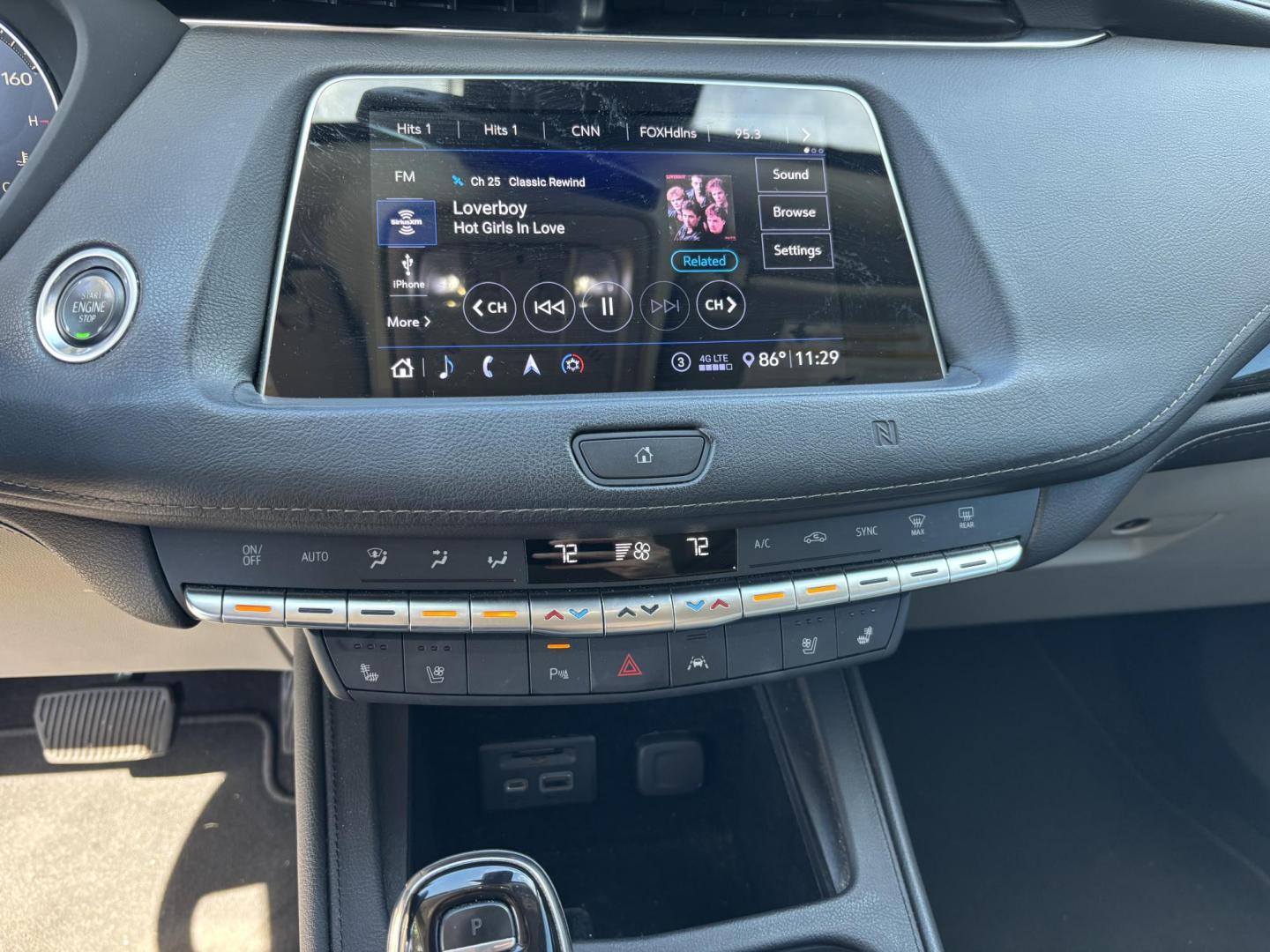 2020 WHITE /TAN Cadillac XT4 Premium Luxury (1GYFZCR44LF) with an 2.0L L4 DOHC 16V engine, 9A transmission, located at 11170 Summerlin Square Dr., Fort Myers Beach, FL, 33931, (239) 999-7777, 26.493546, -81.941628 - Photo#23