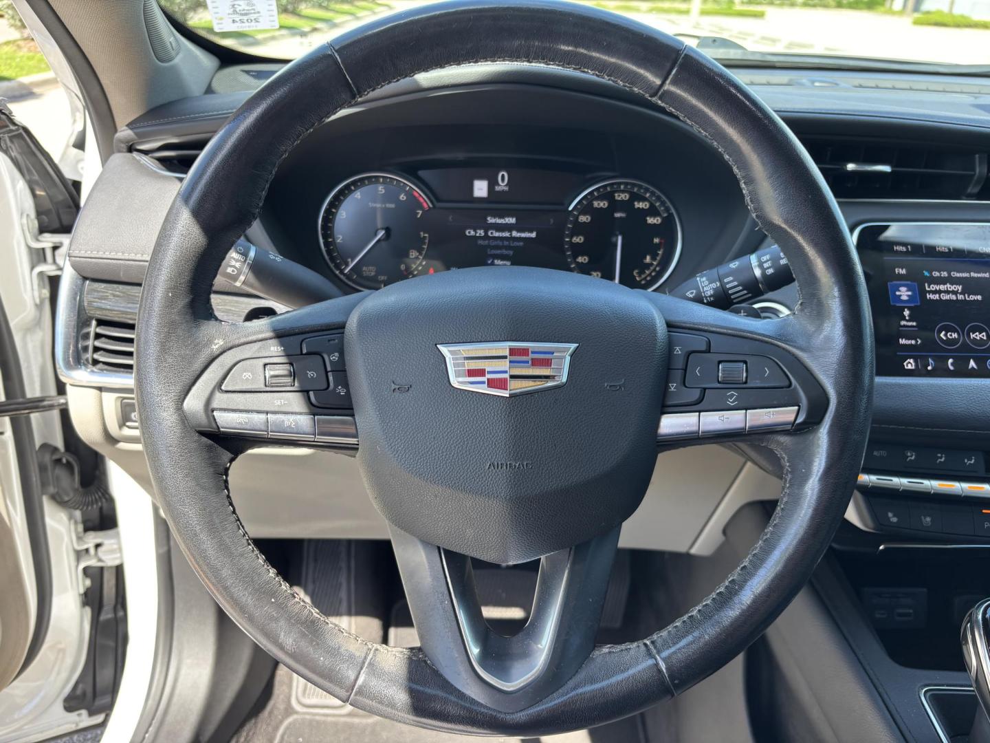 2020 WHITE /TAN Cadillac XT4 Premium Luxury (1GYFZCR44LF) with an 2.0L L4 DOHC 16V engine, 9A transmission, located at 11170 Summerlin Square Dr., Fort Myers Beach, FL, 33931, (239) 999-7777, 26.493546, -81.941628 - Photo#19