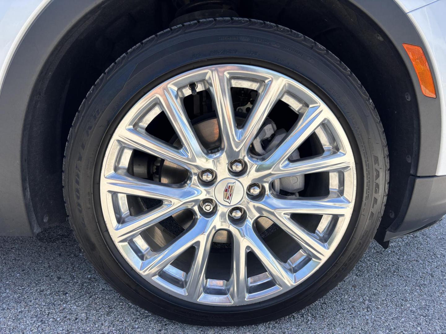2020 WHITE /TAN Cadillac XT4 Premium Luxury (1GYFZCR44LF) with an 2.0L L4 DOHC 16V engine, 9A transmission, located at 11170 Summerlin Square Dr., Fort Myers Beach, FL, 33931, (239) 999-7777, 26.493546, -81.941628 - Photo#40