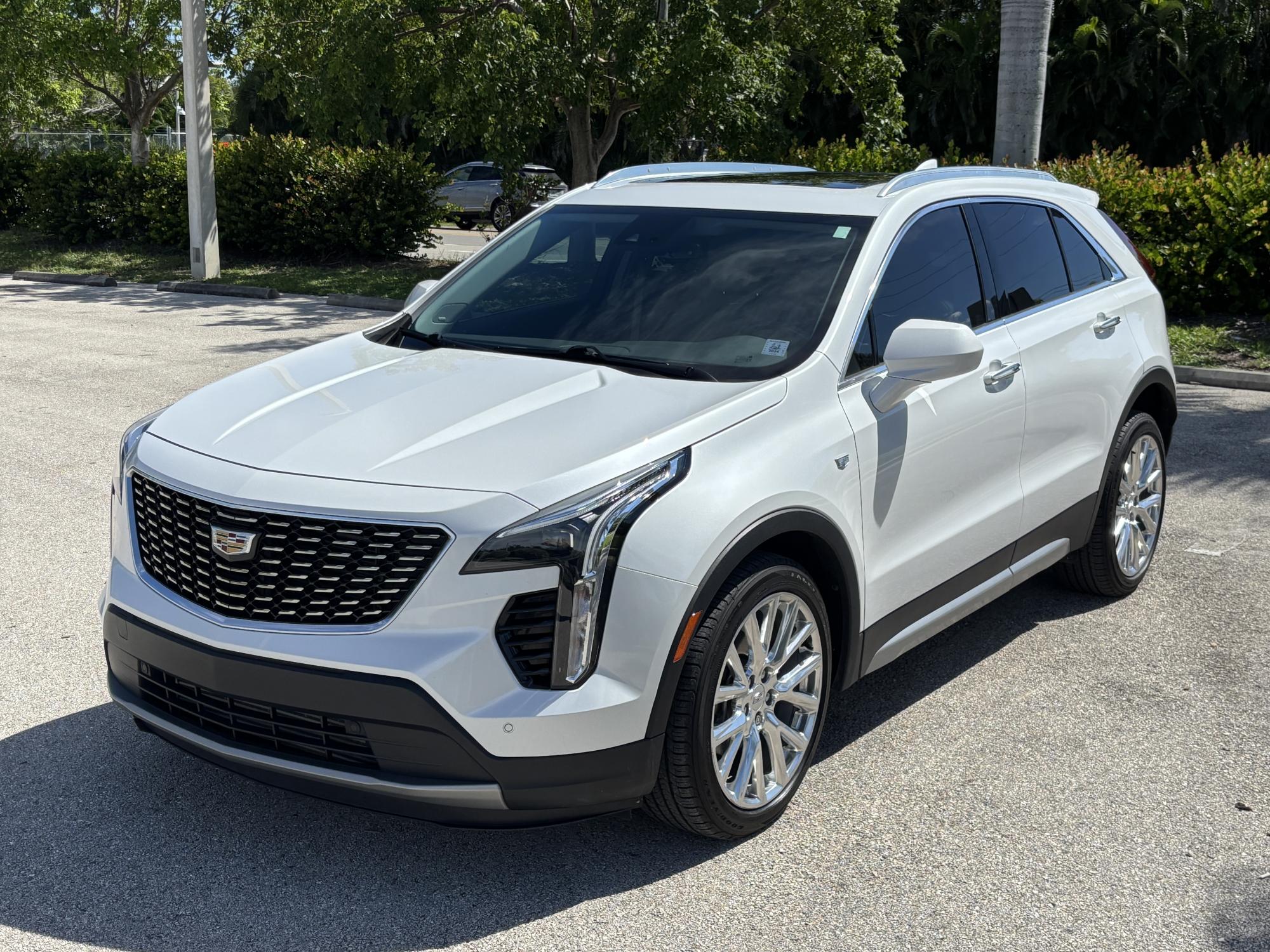 photo of 2020 Cadillac XT4 Premium Luxury