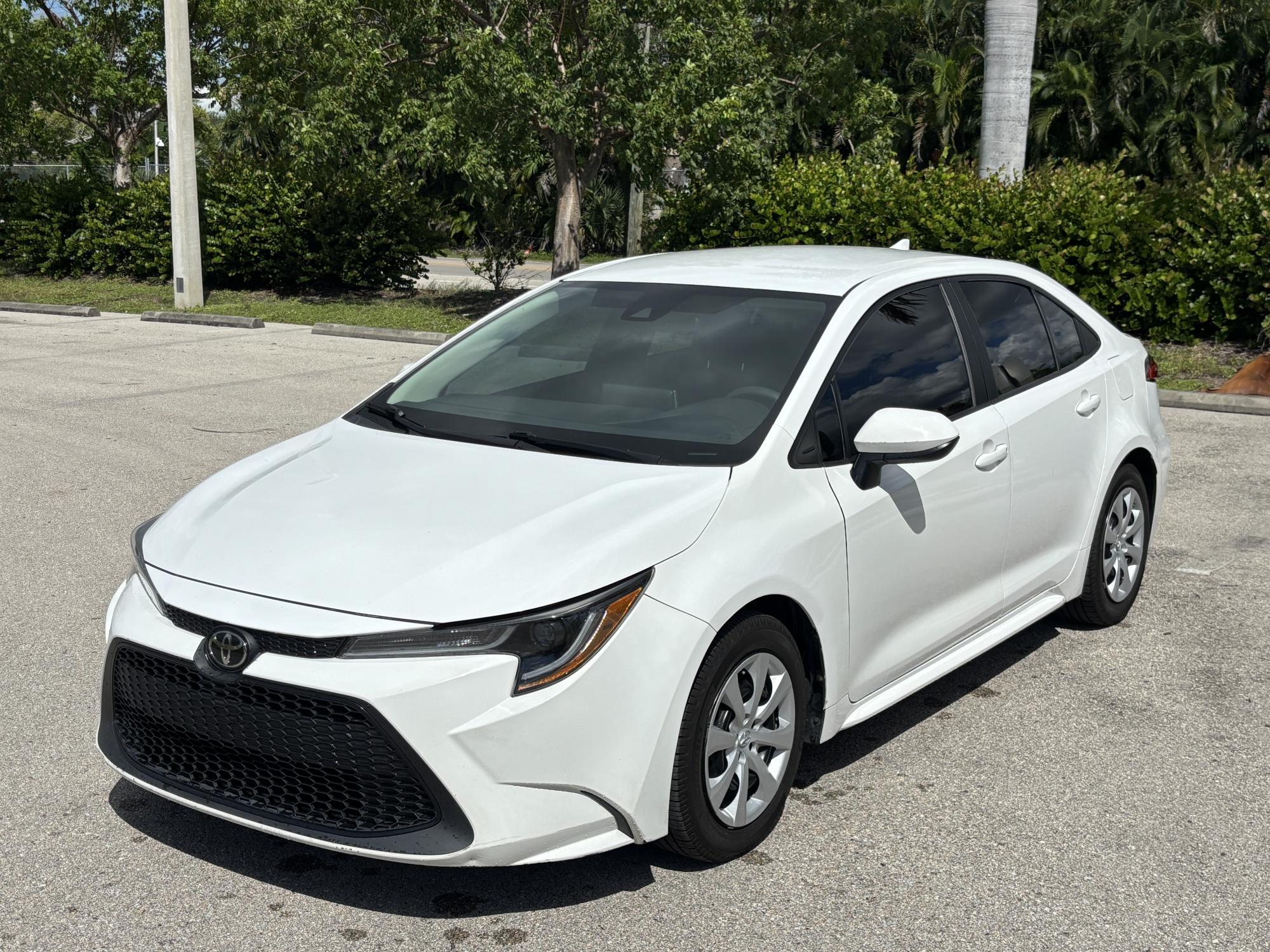 photo of 2020 Toyota Corolla LE