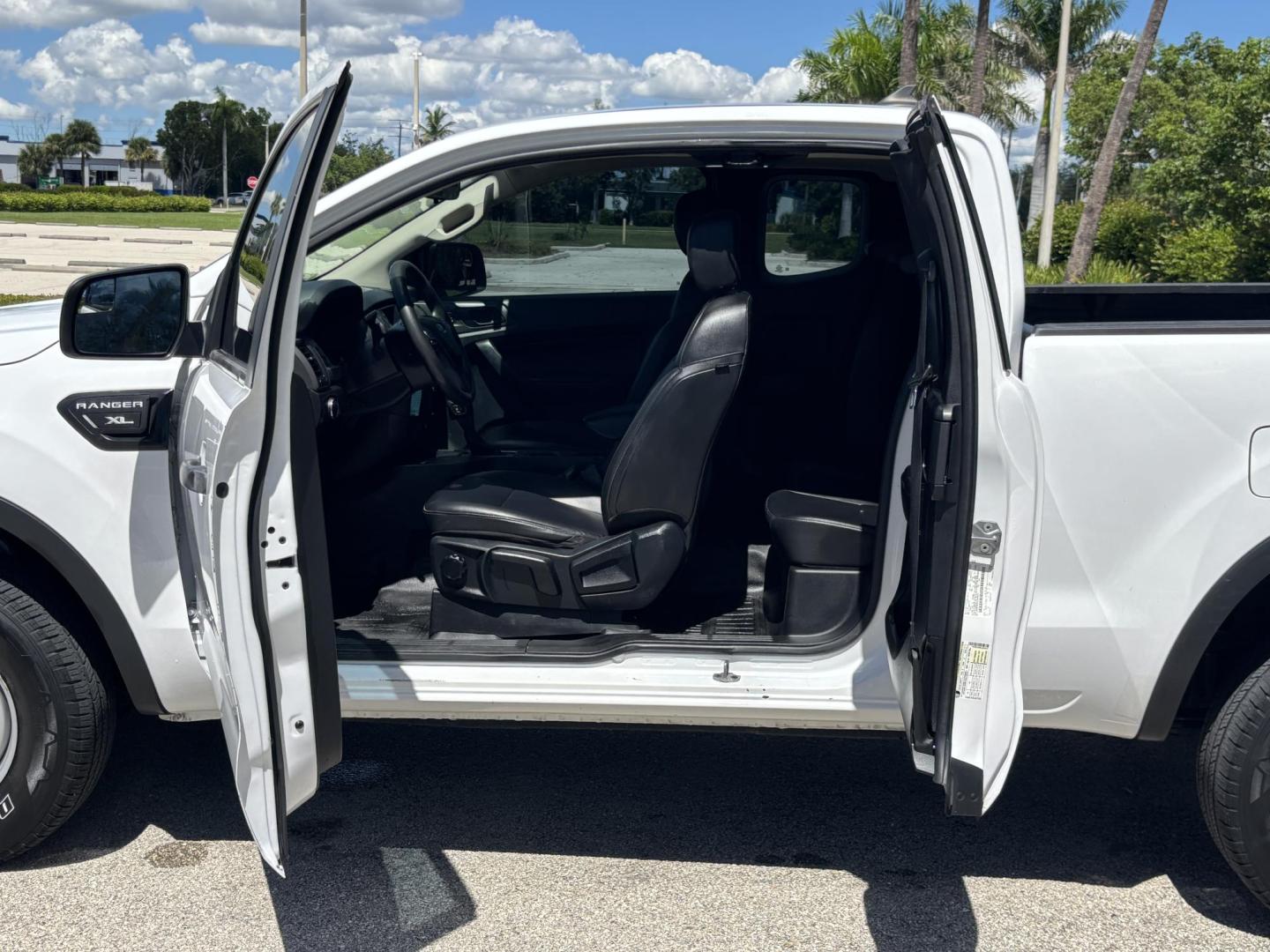 2020 WHITE /CHARCOAL Ford Ranger XL SuperCab 2WD (1FTER1EH9LL) with an 2.3L L4 DOHC 16V engine, 10A transmission, located at 11170 Summerlin Square Dr., Fort Myers Beach, FL, 33931, (239) 999-7777, 26.493546, -81.941628 - Carfax 1 Owner Prior Corporate Vehicle - Photo#16