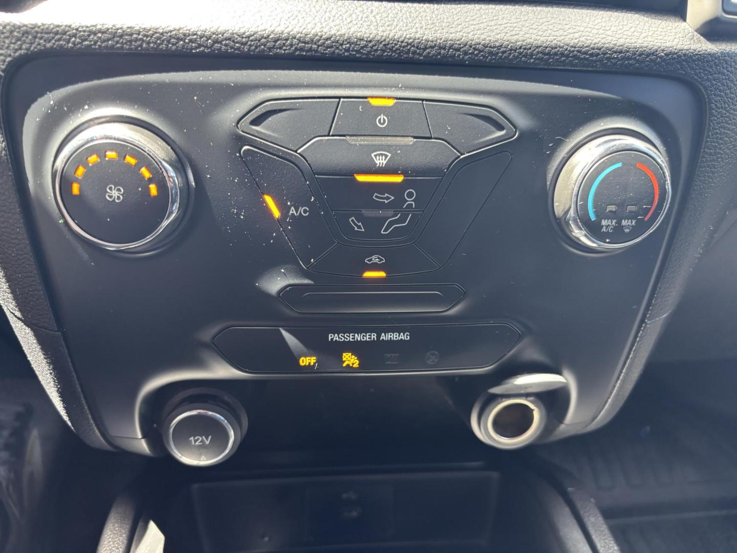 2020 WHITE /CHARCOAL Ford Ranger XL SuperCab 2WD (1FTER1EH9LL) with an 2.3L L4 DOHC 16V engine, 10A transmission, located at 11170 Summerlin Square Dr., Fort Myers Beach, FL, 33931, (239) 999-7777, 26.493546, -81.941628 - Carfax 1 Owner Prior Corporate Vehicle - Photo#6