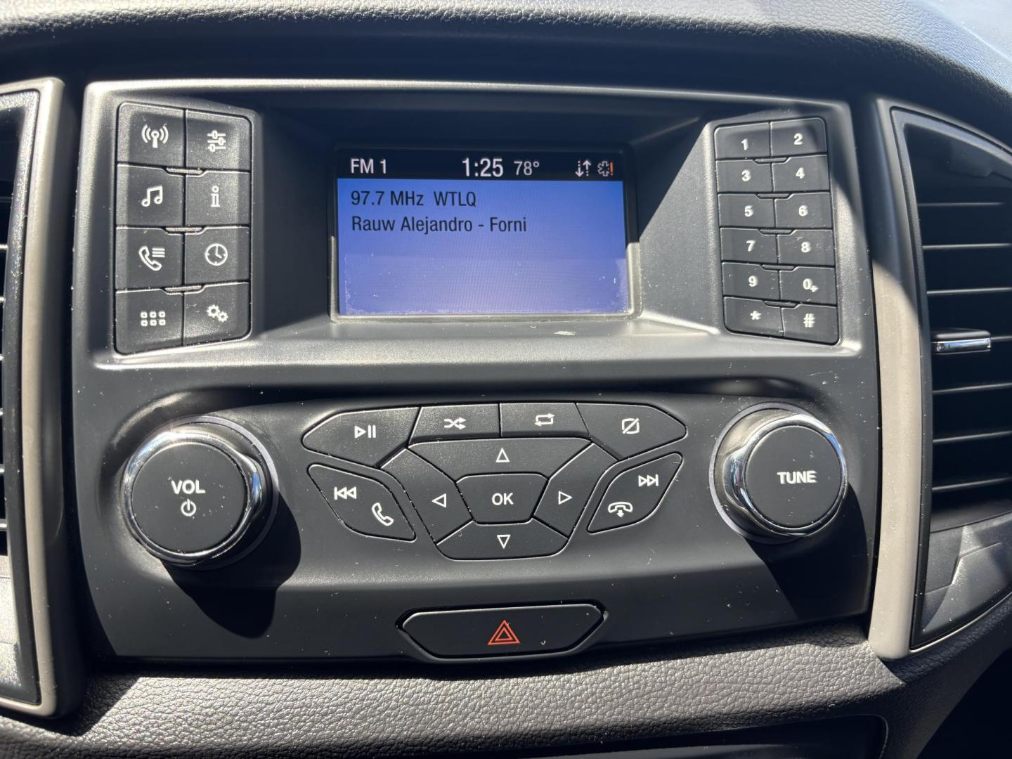 2020 WHITE /CHARCOAL Ford Ranger XL SuperCab 2WD (1FTER1EH9LL) with an 2.3L L4 DOHC 16V engine, 10A transmission, located at 11170 Summerlin Square Dr., Fort Myers Beach, FL, 33931, (239) 999-7777, 26.493546, -81.941628 - Carfax 1 Owner Prior Corporate Vehicle - Photo#7