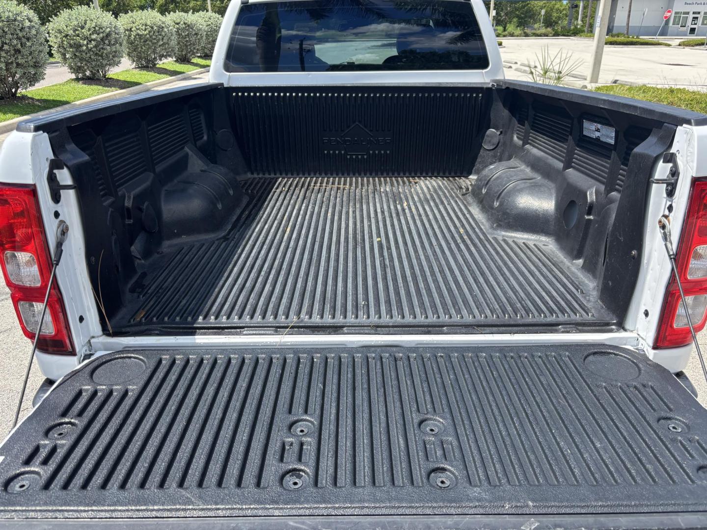 2020 WHITE /CHARCOAL Ford Ranger XL SuperCab 2WD (1FTER1EH9LL) with an 2.3L L4 DOHC 16V engine, 10A transmission, located at 11170 Summerlin Square Dr., Fort Myers Beach, FL, 33931, (239) 999-7777, 26.493546, -81.941628 - Carfax 1 Owner Prior Corporate Vehicle - Photo#24
