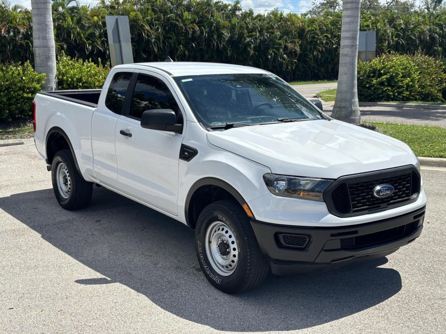 2020 WHITE /CHARCOAL Ford Ranger XL SuperCab 2WD (1FTER1EH9LL) with an 2.3L L4 DOHC 16V engine, 10A transmission, located at 11170 Summerlin Square Dr., Fort Myers Beach, FL, 33931, (239) 999-7777, 26.493546, -81.941628 - Carfax 1 Owner Prior Corporate Vehicle - Photo#18