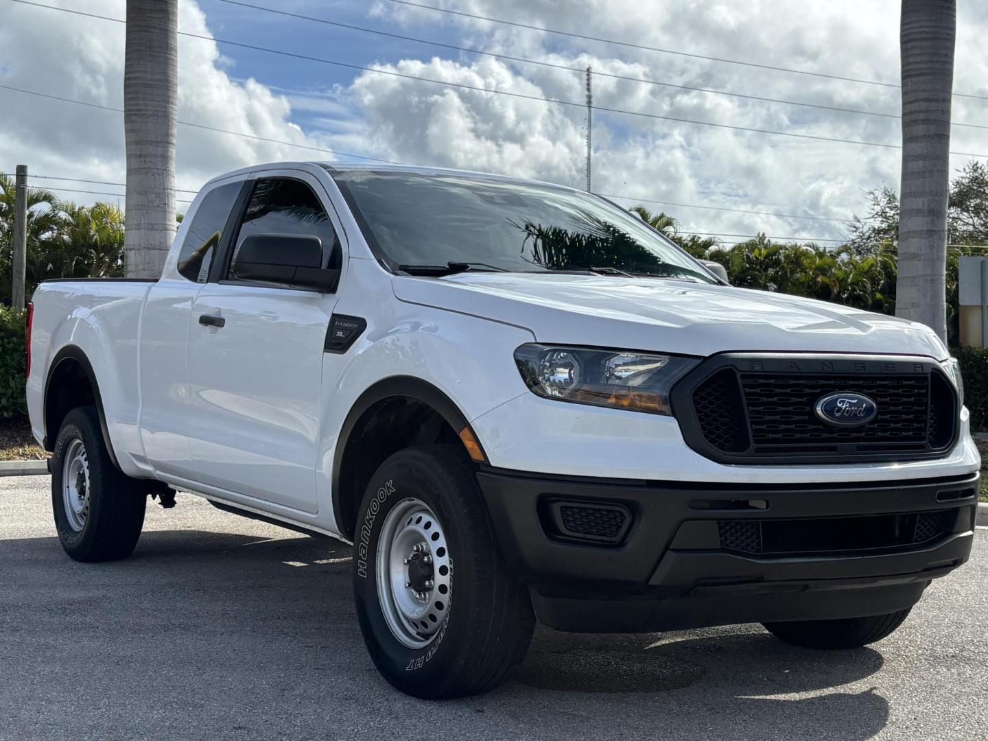2020 WHITE /CHARCOAL Ford Ranger XL SuperCab 2WD (1FTER1EH9LL) with an 2.3L L4 DOHC 16V engine, 10A transmission, located at 11170 Summerlin Square Dr., Fort Myers Beach, FL, 33931, (239) 999-7777, 26.493546, -81.941628 - Carfax 1 Owner Prior Corporate Vehicle - Photo#3