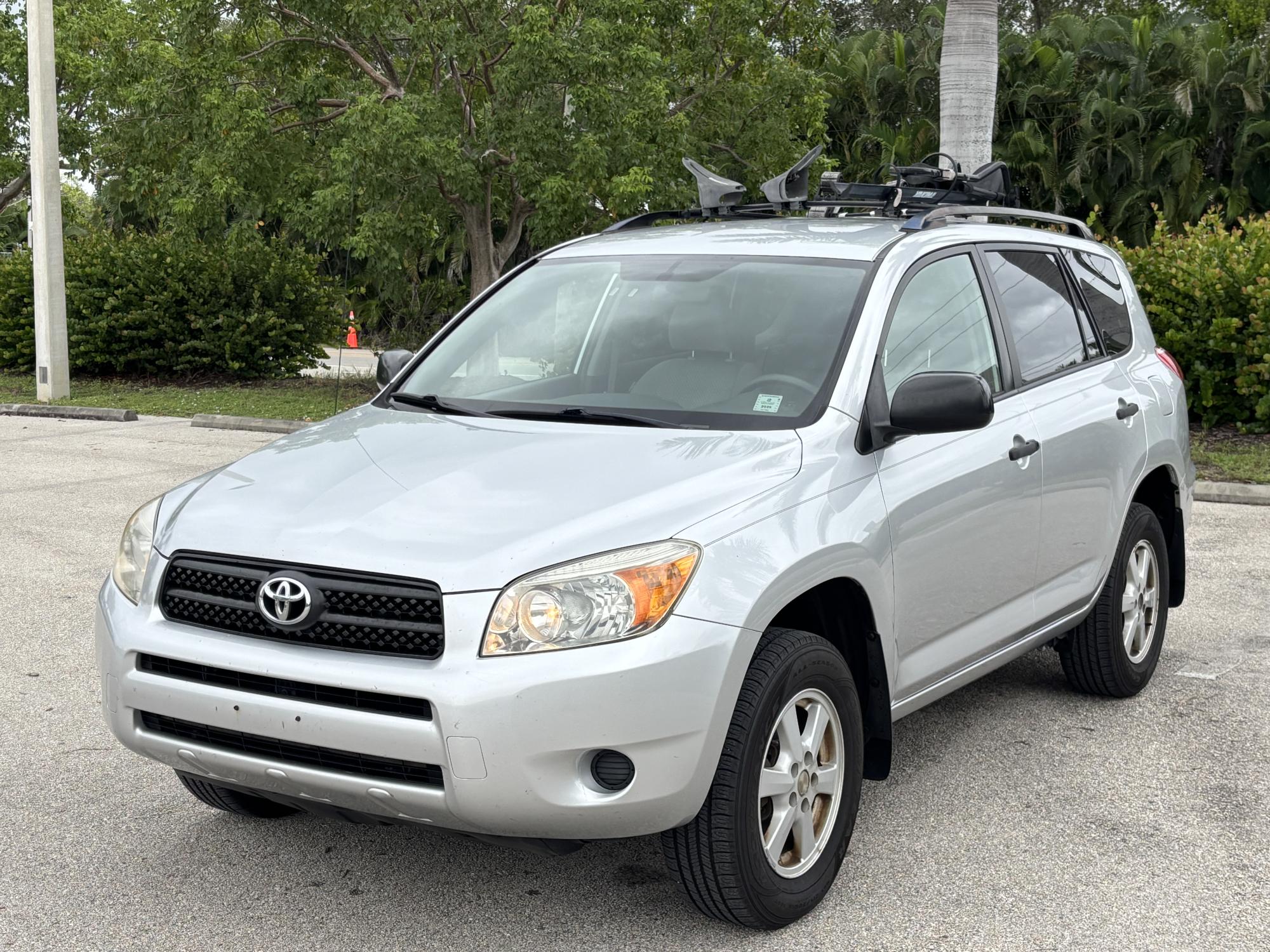 photo of 2006 Toyota RAV4 Base I4 2WD