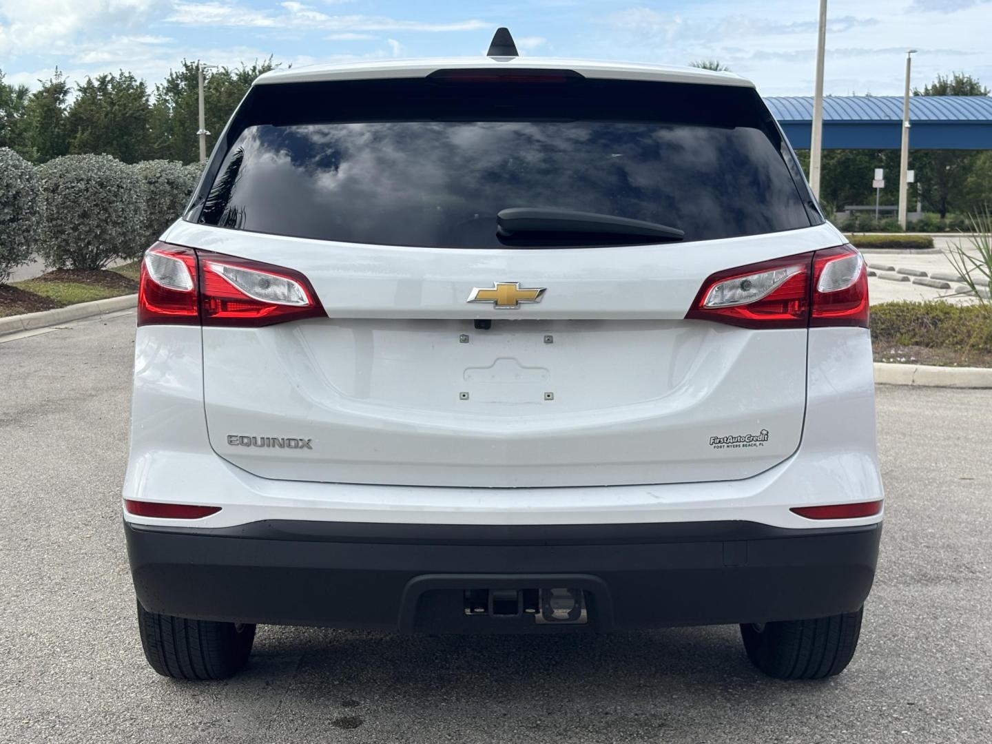 2020 WHITE /CHARCOAL/GRAY CLOTH Chevrolet Equinox LS 2WD (3GNAXHEV3LS) with an 1.5L L4 DIR DOHC 16V TURBO engine, 6A transmission, located at 11170 Summerlin Square Dr., Fort Myers Beach, FL, 33931, (239) 999-7777, 26.493546, -81.941628 - Photo#11