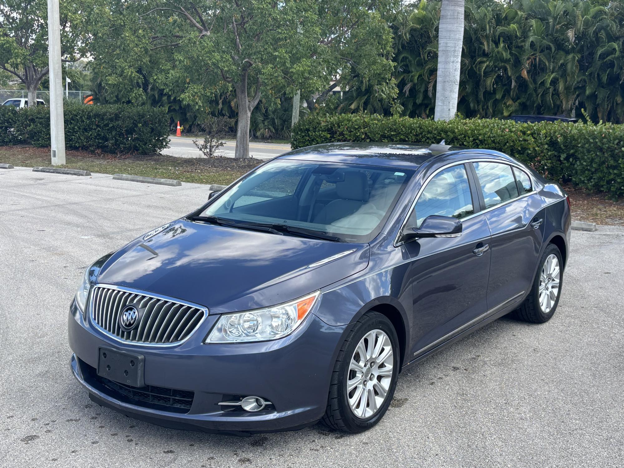 photo of 2013 Buick LaCrosse Leather Package