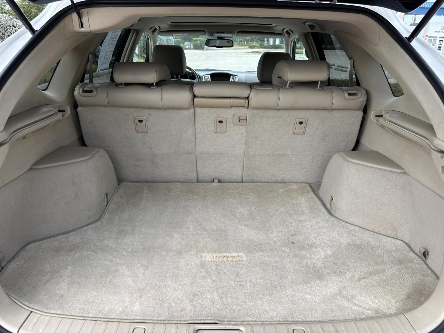 2009 WHITE /BEIGE LEEATHER Lexus RX 350 FWD (2T2GK31U59C) with an 3.5L V6 DOHC 24V engine, 5-Speed Automatic Overdrive transmission, located at 11170 Summerlin Square Dr., Fort Myers Beach, FL, 33931, (239) 999-7777, 26.493546, -81.941628 - Photo#28