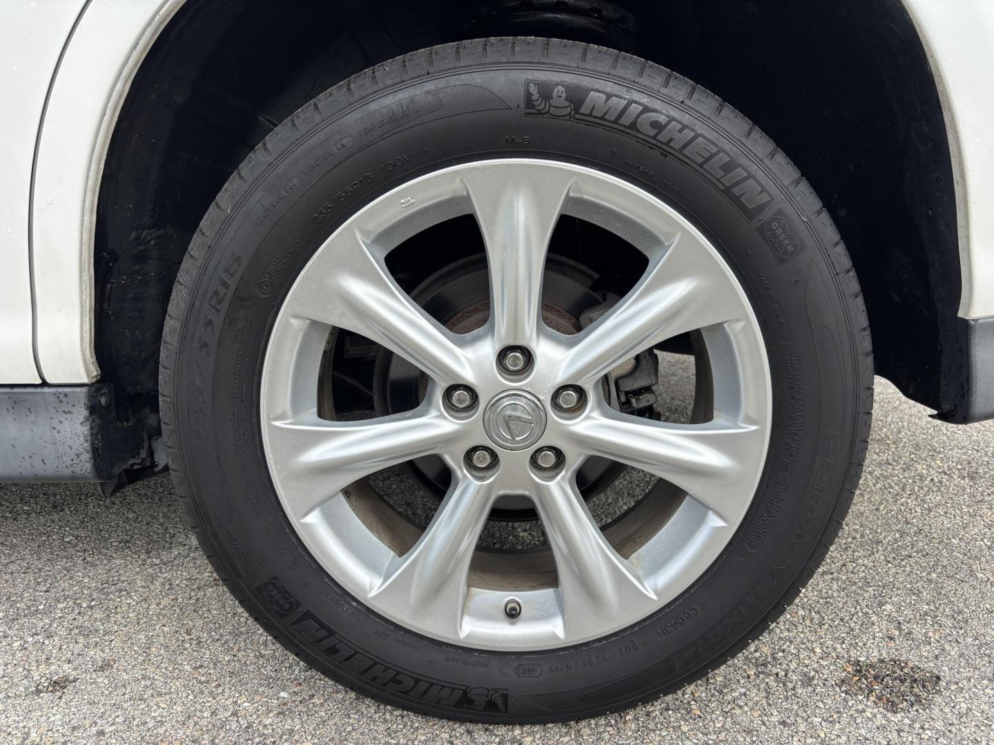 2009 WHITE /BEIGE LEEATHER Lexus RX 350 FWD (2T2GK31U59C) with an 3.5L V6 DOHC 24V engine, 5-Speed Automatic Overdrive transmission, located at 11170 Summerlin Square Dr., Fort Myers Beach, FL, 33931, (239) 999-7777, 26.493546, -81.941628 - Photo#42