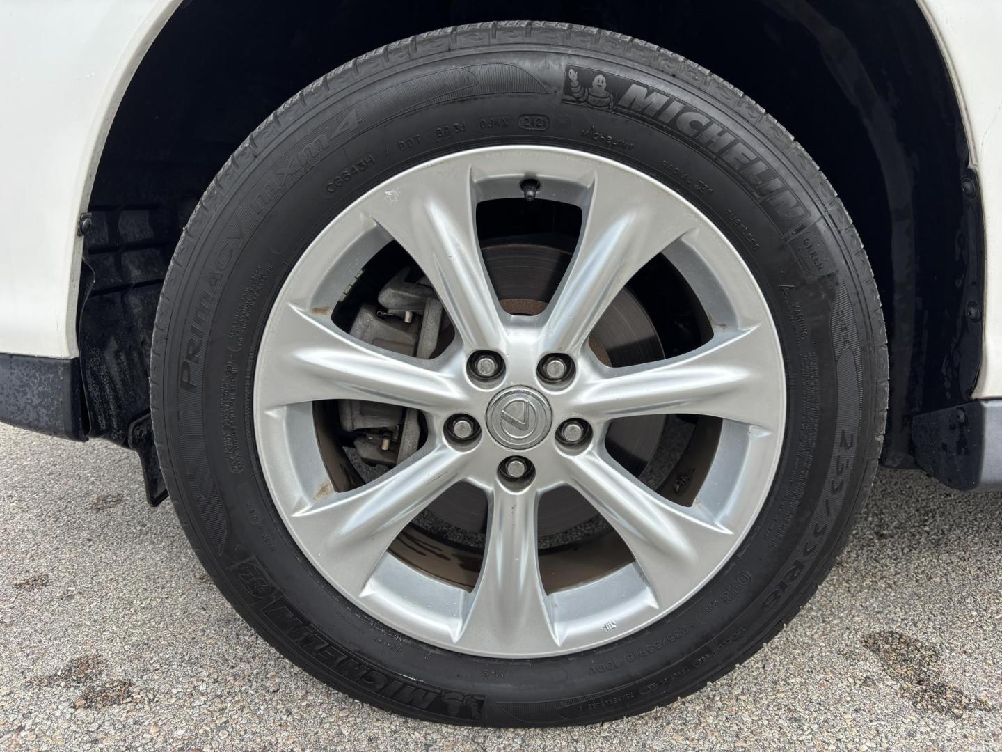 2009 WHITE /BEIGE LEEATHER Lexus RX 350 FWD (2T2GK31U59C) with an 3.5L V6 DOHC 24V engine, 5-Speed Automatic Overdrive transmission, located at 11170 Summerlin Square Dr., Fort Myers Beach, FL, 33931, (239) 999-7777, 26.493546, -81.941628 - Photo#43