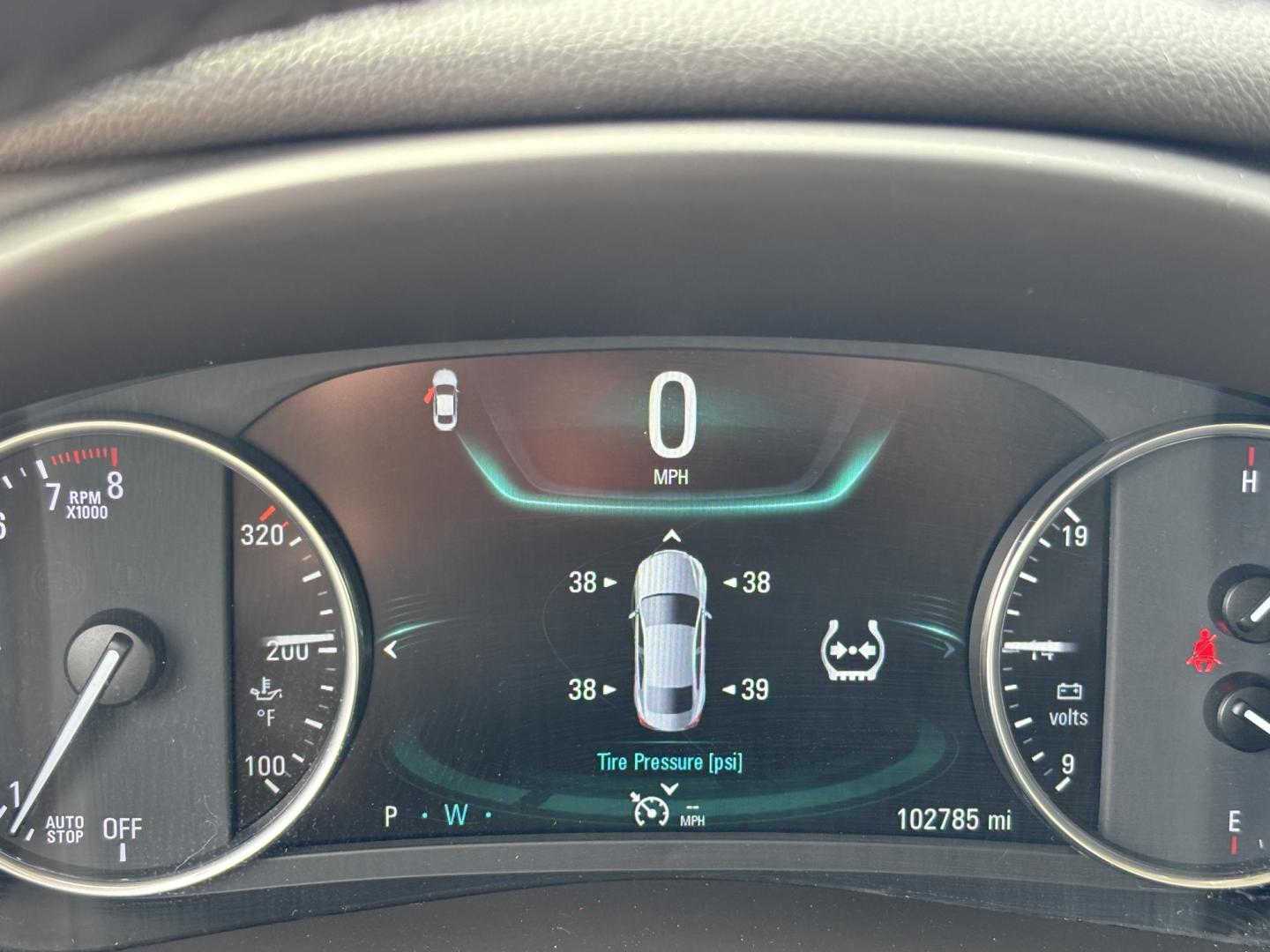 2018 WHITE /BEIGE LEATHER Buick LaCrosse Essence (1G4ZP5SS7JU) with an 3.6L V6 DOHC 24V engine, 8A transmission, located at 11170 Summerlin Square Dr., Fort Myers Beach, FL, 33931, (239) 999-7777, 26.493546, -81.941628 - Photo#8