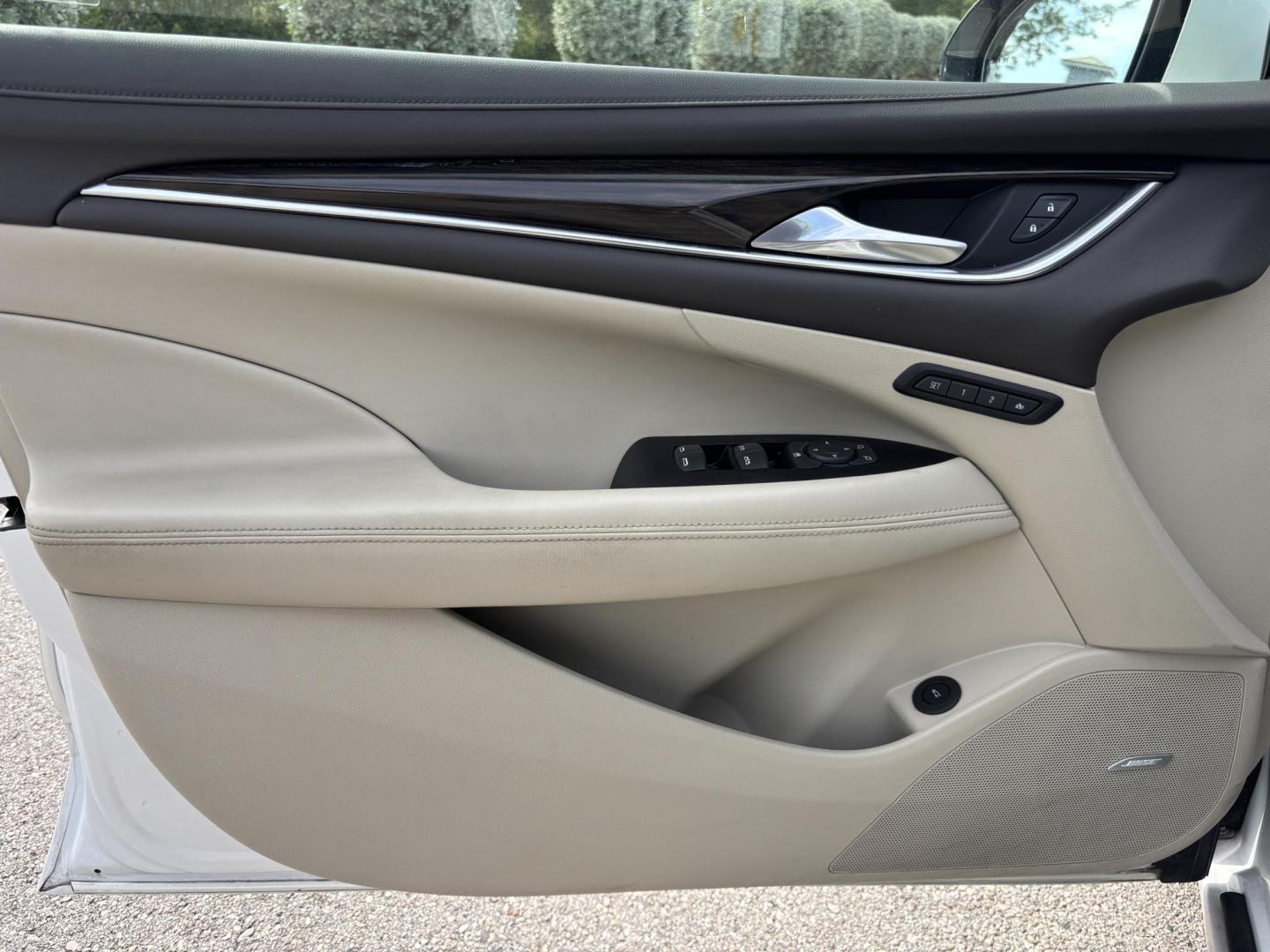 2018 WHITE /BEIGE LEATHER Buick LaCrosse Essence (1G4ZP5SS7JU) with an 3.6L V6 DOHC 24V engine, 8A transmission, located at 11170 Summerlin Square Dr., Fort Myers Beach, FL, 33931, (239) 999-7777, 26.493546, -81.941628 - Photo#29