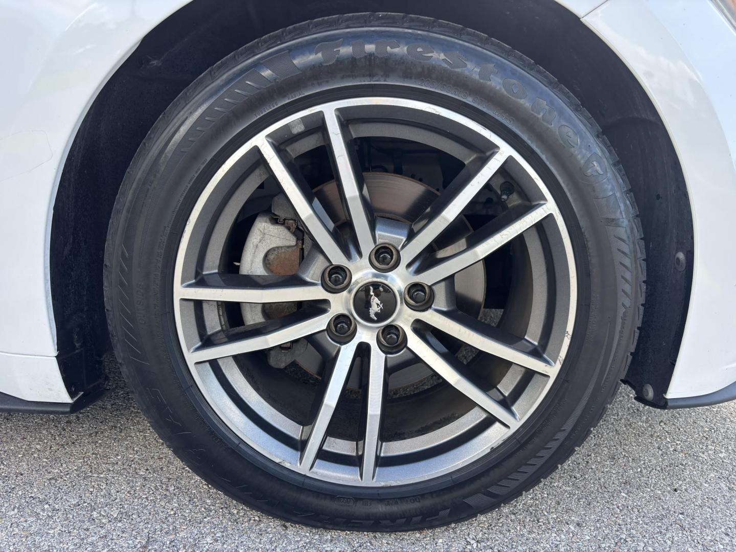 2016 WHITE /CREAM / BLACK LEATHER Ford Mustang EcoBoost Premium Convertible (1FATP8UH4G5) with an 2.3L L4 DOHC 16V engine, 6-Speed Automatic transmission, located at 11170 Summerlin Square Dr., Fort Myers Beach, FL, 33931, (239) 999-7777, 26.493546, -81.941628 - Photo#37