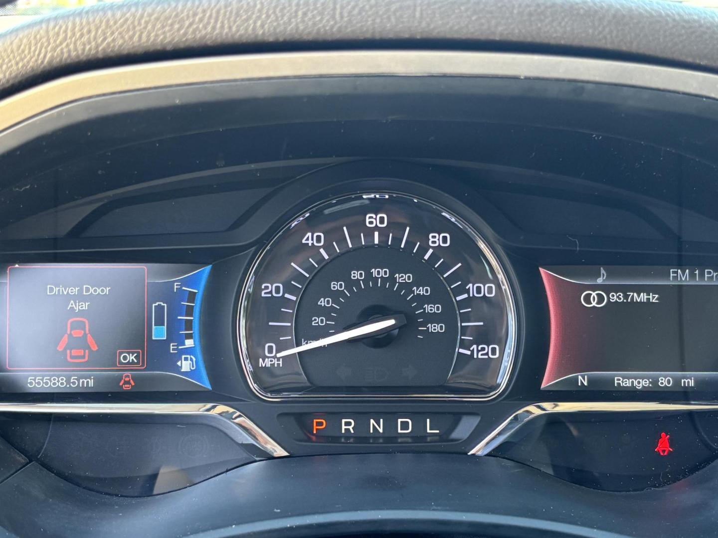 2018 BLUE /BEIGE LEATHER Lincoln MKZ Hybrid Select (3LN6L5LU9JR) with an 2.0L L4 DOHC 16V HYBRID engine, CVT transmission, located at 11170 Summerlin Square Dr., Fort Myers Beach, FL, 33931, (239) 999-7777, 26.493546, -81.941628 - Photo#22