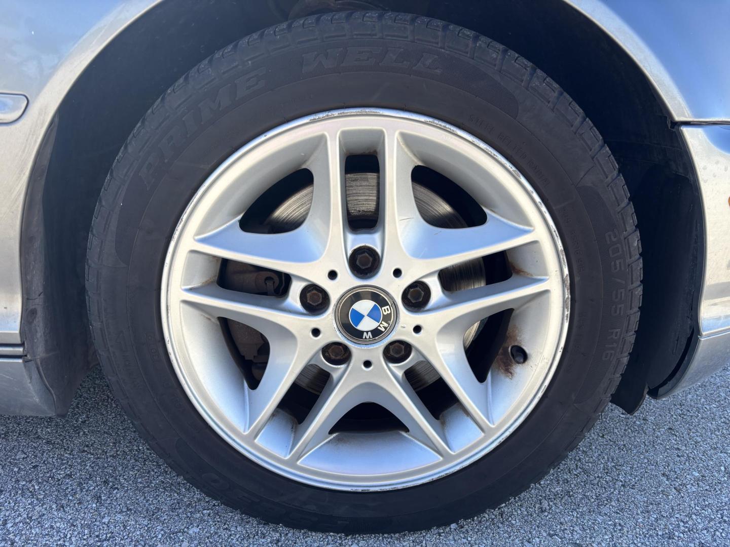 2004 GRAY /BLACK LEATHER BMW 3-Series 325Ci convertible (WBABW33494P) with an 2.5L L6 DOHC 24V engine, 5-Speed Automatic transmission, located at 11170 Summerlin Square Dr., Fort Myers Beach, FL, 33931, (239) 999-7777, 26.493546, -81.941628 - Photo#24