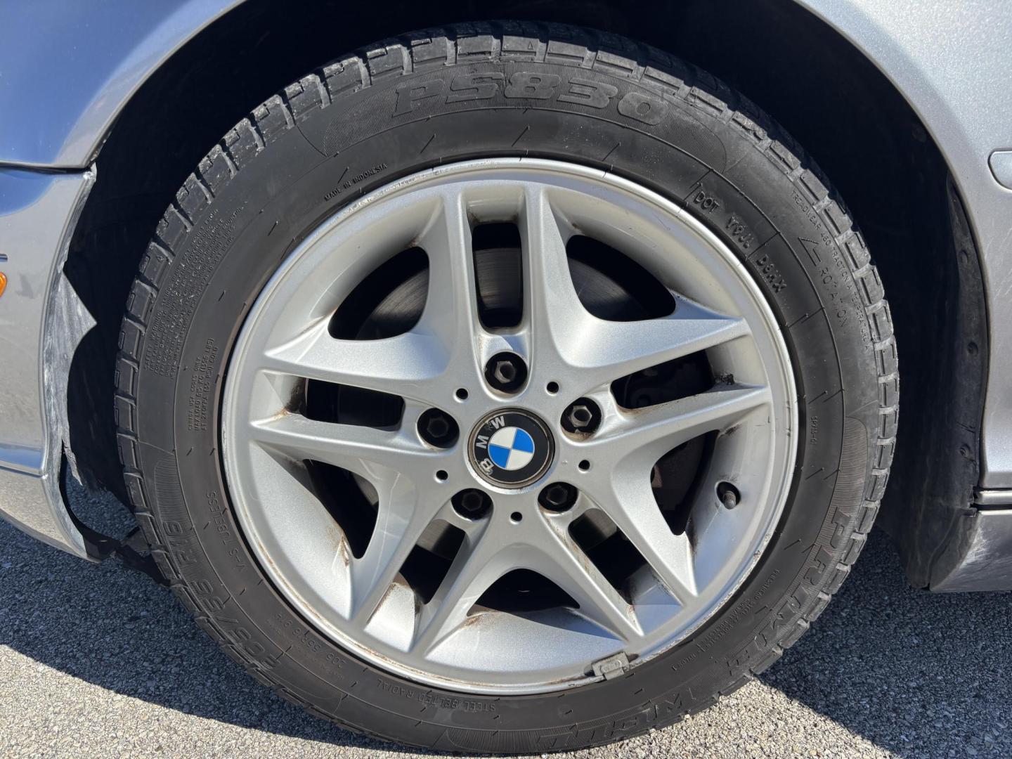 2004 GRAY /BLACK LEATHER BMW 3-Series 325Ci convertible (WBABW33494P) with an 2.5L L6 DOHC 24V engine, 5-Speed Automatic transmission, located at 11170 Summerlin Square Dr., Fort Myers Beach, FL, 33931, (239) 999-7777, 26.493546, -81.941628 - Photo#25