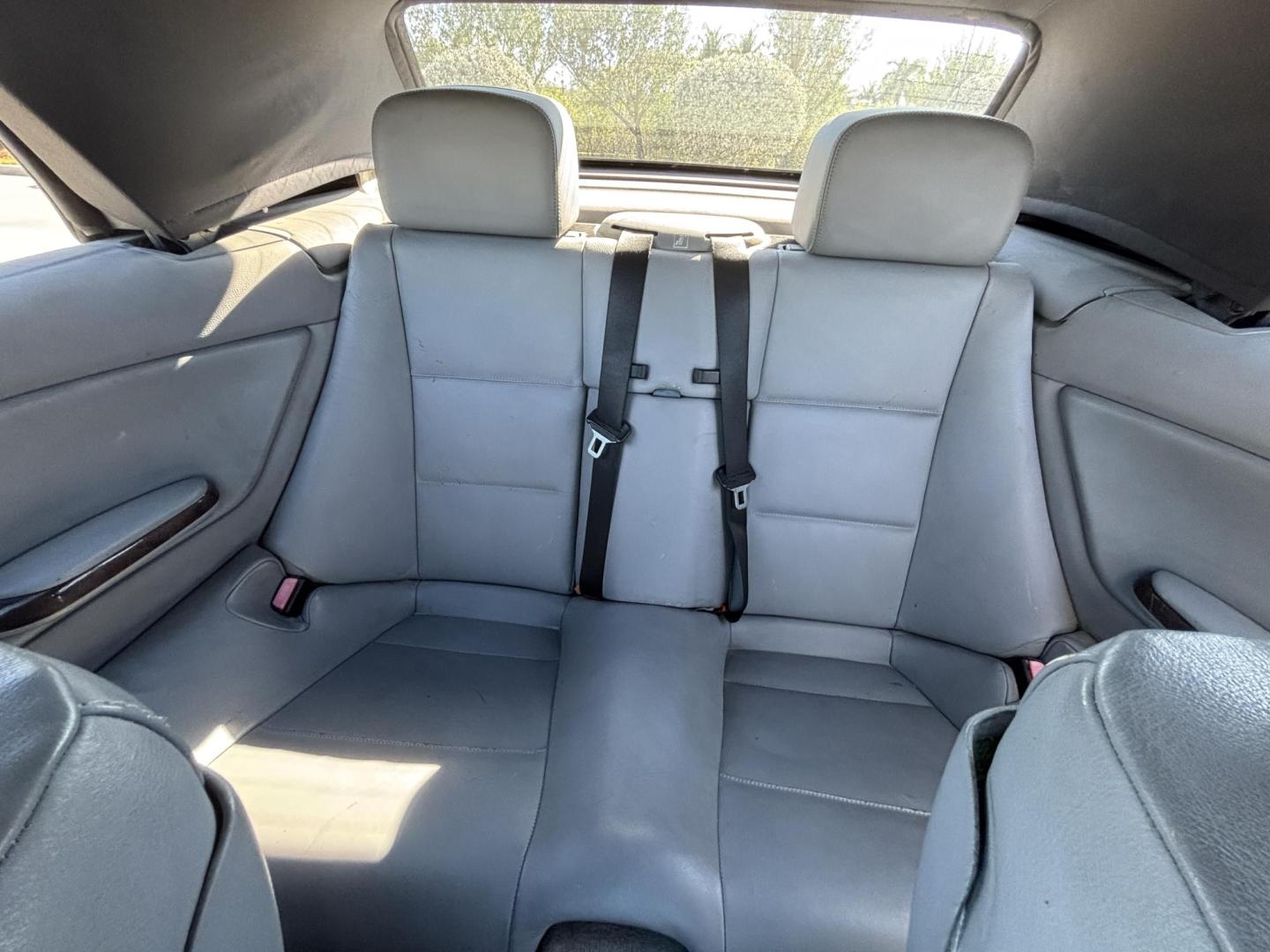 2004 GRAY /BLACK LEATHER BMW 3-Series 325Ci convertible (WBABW33494P) with an 2.5L L6 DOHC 24V engine, 5-Speed Automatic transmission, located at 11170 Summerlin Square Dr., Fort Myers Beach, FL, 33931, (239) 999-7777, 26.493546, -81.941628 - Photo#12