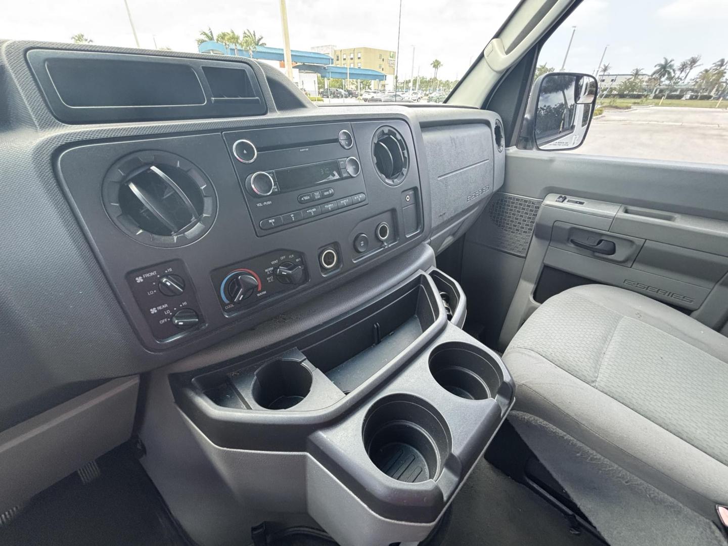 2010 WHITE /GRAY CLOTH Ford E-Series Wagon E-350 XL Super Duty Extended (1FBSS3BL3AD) with an 5.4L V8 SOHC 16V engine, 4 Speed Automatic transmission, located at 11170 Summerlin Square Dr., Fort Myers Beach, FL, 33931, (239) 999-7777, 26.493546, -81.941628 - Check out this heavy-duty and spacious 2010 Ford E-350 Super Duty Wagon XLT — offering 128,000 miles and built to handle large groups, work needs, or commercial use with ease. Powered by a strong 5.4L V8 engine and paired with rear-wheel drive, this E-350 delivers the durability and performance - Photo#10
