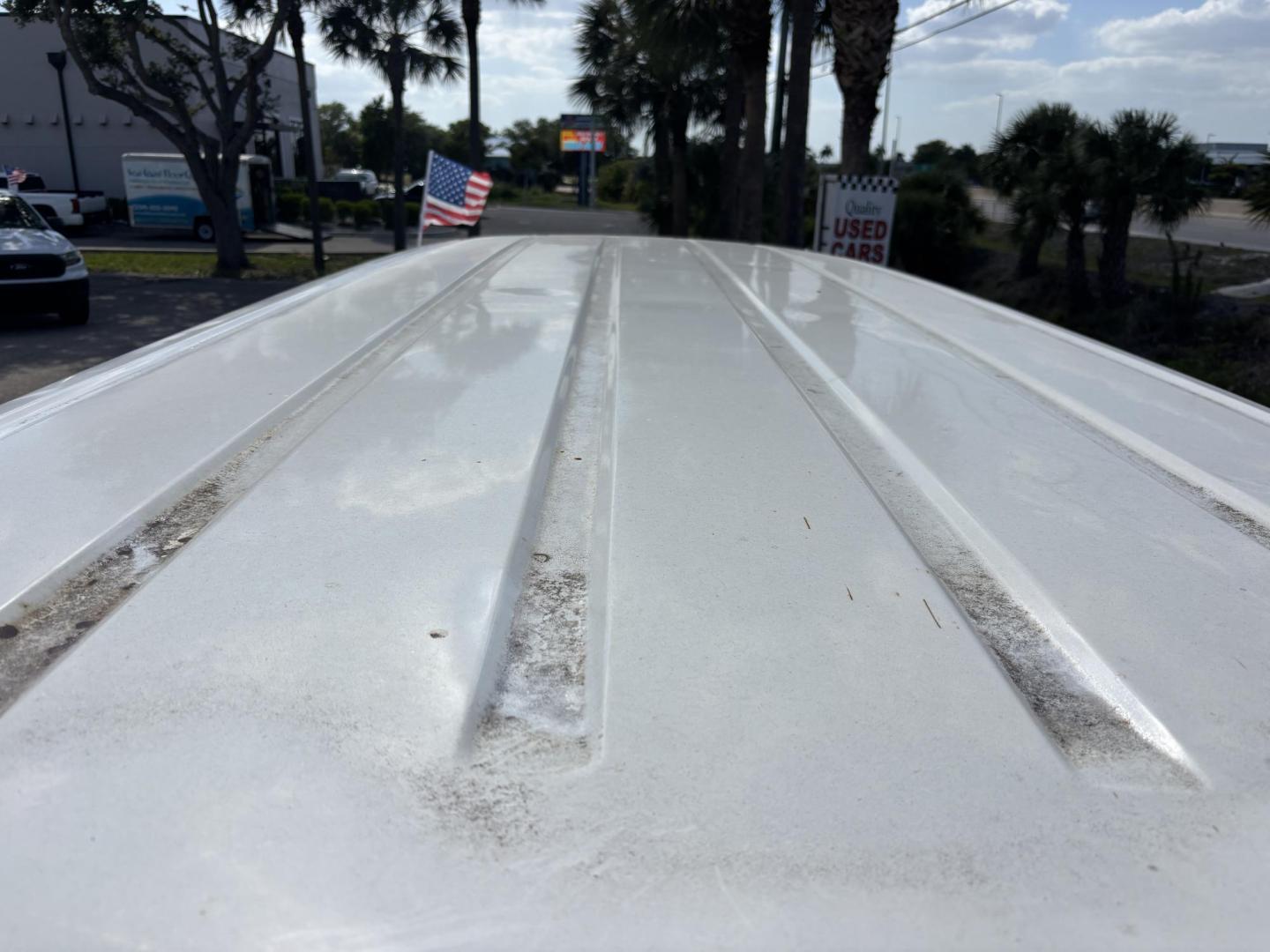 2010 WHITE /GRAY CLOTH Ford E-Series Wagon E-350 XL Super Duty Extended (1FBSS3BL3AD) with an 5.4L V8 SOHC 16V engine, 4 Speed Automatic transmission, located at 11170 Summerlin Square Dr., Fort Myers Beach, FL, 33931, (239) 999-7777, 26.493546, -81.941628 - Check out this heavy-duty and spacious 2010 Ford E-350 Super Duty Wagon XLT — offering 128,000 miles and built to handle large groups, work needs, or commercial use with ease. Powered by a strong 5.4L V8 engine and paired with rear-wheel drive, this E-350 delivers the durability and performance - Photo#35