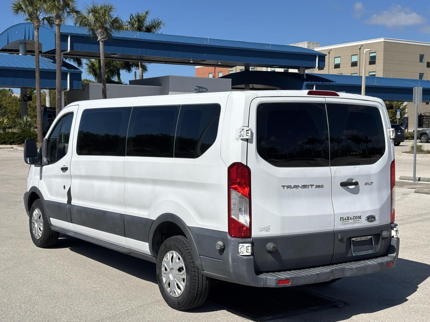 2016 WHITE /black Ford Transit 350 Wagon Low Roof XLT 60/40 Pass. 148-in. WB (1FBZX2ZM4GK) with an 3.7L V6 DOHC 24V engine, 6A transmission, located at 11170 Summerlin Square Dr., Fort Myers Beach, FL, 33931, (239) 999-7777, 26.493546, -81.941628 - Photo#7