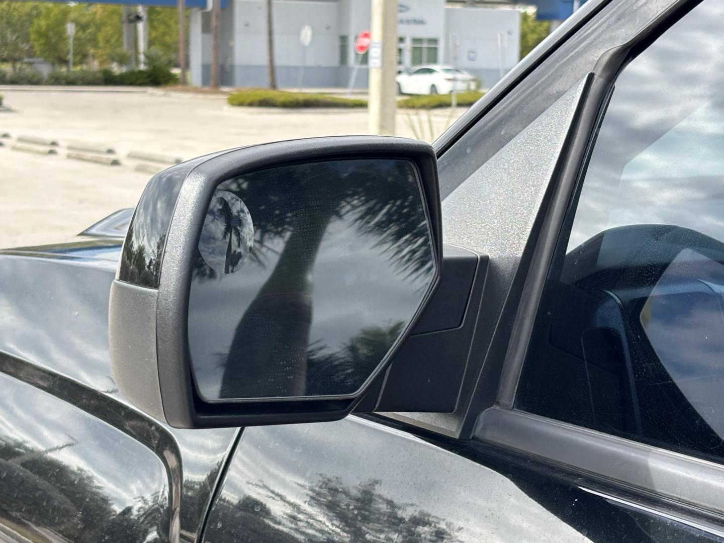 2017 BLACK /black Chevrolet Silverado 1500 LT Double Cab 4WD (1GCVKREH8HZ) with an 4.3L V6 OHV 12V engine, 6A transmission, located at 11170 Summerlin Square Dr., Fort Myers Beach, FL, 33931, (239) 999-7777, 26.493546, -81.941628 - 4 Wheel Drive - Photo#19