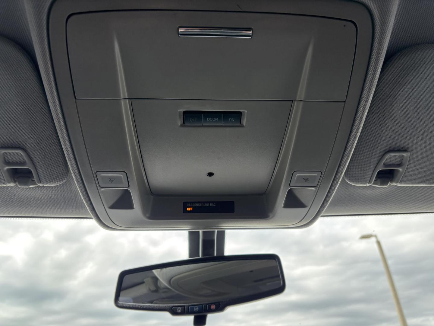 2017 BLACK /black Chevrolet Silverado 1500 LT Double Cab 4WD (1GCVKREH8HZ) with an 4.3L V6 OHV 12V engine, 6A transmission, located at 11170 Summerlin Square Dr., Fort Myers Beach, FL, 33931, (239) 999-7777, 26.493546, -81.941628 - 4 Wheel Drive - Photo#13