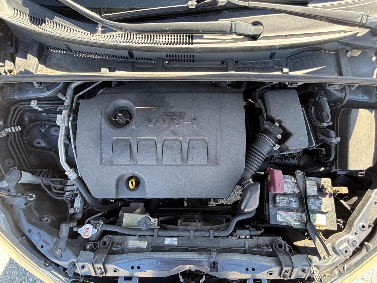 2018 BLUE /GRAY CLOTH Toyota Corolla XLE CVT (2T1BURHE3JC) with an 1.8L L4 DOHC 16V engine, CVT transmission, located at 11170 Summerlin Square Dr., Fort Myers Beach, FL, 33931, (239) 999-7777, 26.493546, -81.941628 - Rebuilt Title - Photo#25