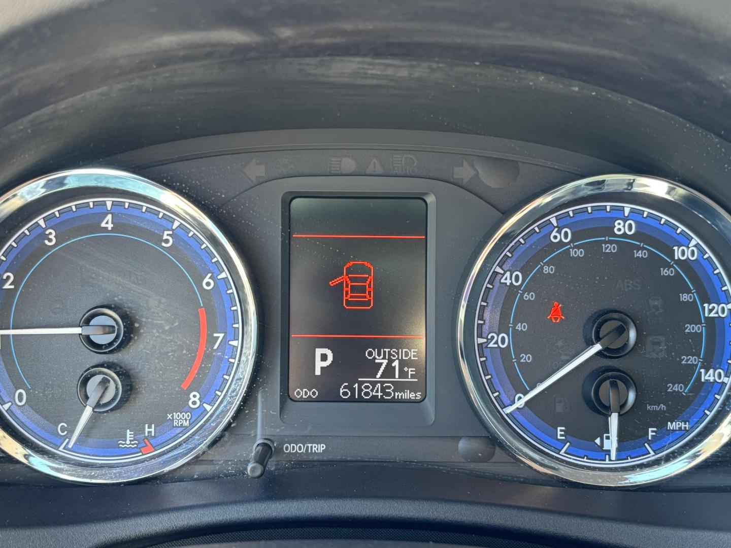 2018 BLUE /GRAY CLOTH Toyota Corolla XLE CVT (2T1BURHE3JC) with an 1.8L L4 DOHC 16V engine, CVT transmission, located at 11170 Summerlin Square Dr., Fort Myers Beach, FL, 33931, (239) 999-7777, 26.493546, -81.941628 - Rebuilt Title - Photo#20