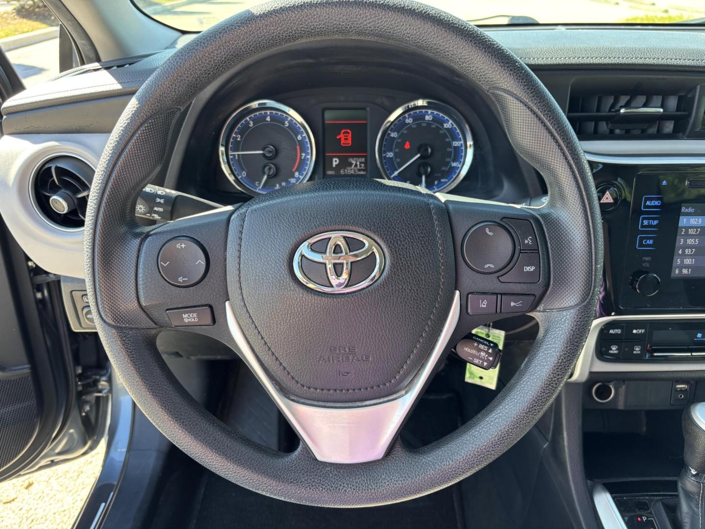 2018 BLUE /GRAY CLOTH Toyota Corolla XLE CVT (2T1BURHE3JC) with an 1.8L L4 DOHC 16V engine, CVT transmission, located at 11170 Summerlin Square Dr., Fort Myers Beach, FL, 33931, (239) 999-7777, 26.493546, -81.941628 - Rebuilt Title - Photo#19