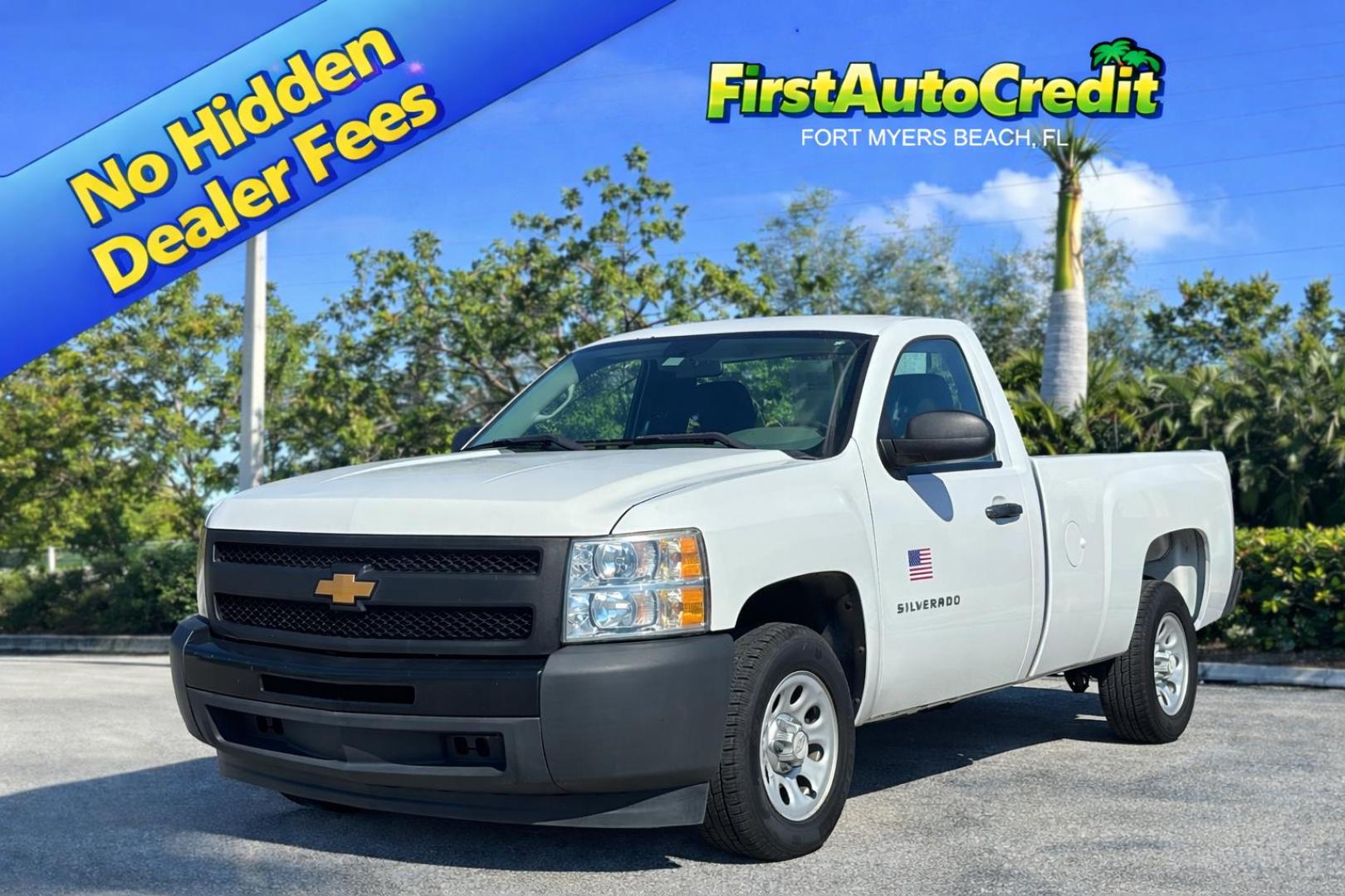 2013 WHITE Chevrolet Silverado 1500 Work Truck 2WD (1GCNCPEXXDZ) with an 4.3L V6 OHV 12V engine, located at 11170 Summerlin Square Dr., Fort Myers Beach, FL, 33931, (239) 999-7777, 26.493546, -81.941628 - Carfax 1 Owner 2 Door Long Bed - Photo#0