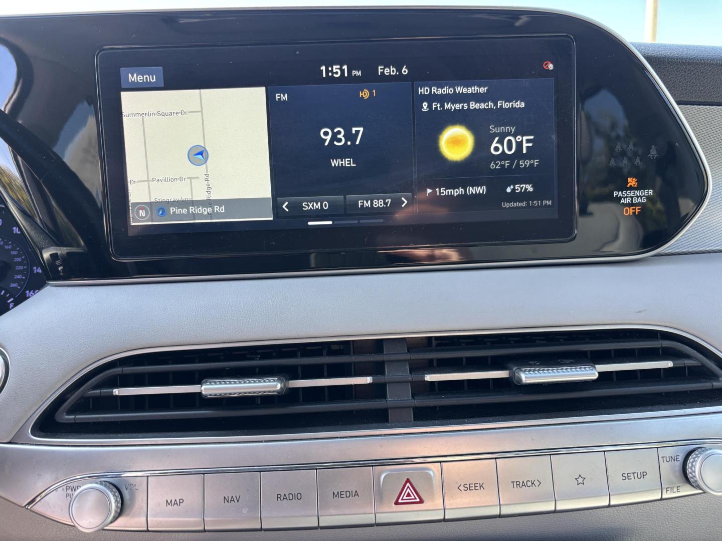 2020 GRAY /GRAY LEATHER Hyundai Palisade SEL AWD (KM8R4DHE8LU) with an 3.8L V6 DOHC 24V engine, 8A transmission, located at 11170 Summerlin Square Dr., Fort Myers Beach, FL, 33931, (239) 999-7777, 26.493546, -81.941628 - Photo#16