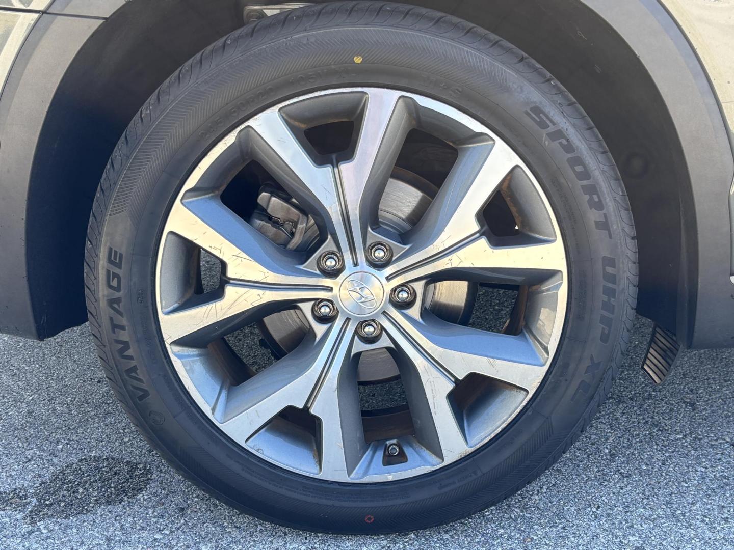 2020 GRAY /GRAY LEATHER Hyundai Palisade SEL AWD (KM8R4DHE8LU) with an 3.8L V6 DOHC 24V engine, 8A transmission, located at 11170 Summerlin Square Dr., Fort Myers Beach, FL, 33931, (239) 999-7777, 26.493546, -81.941628 - Photo#46