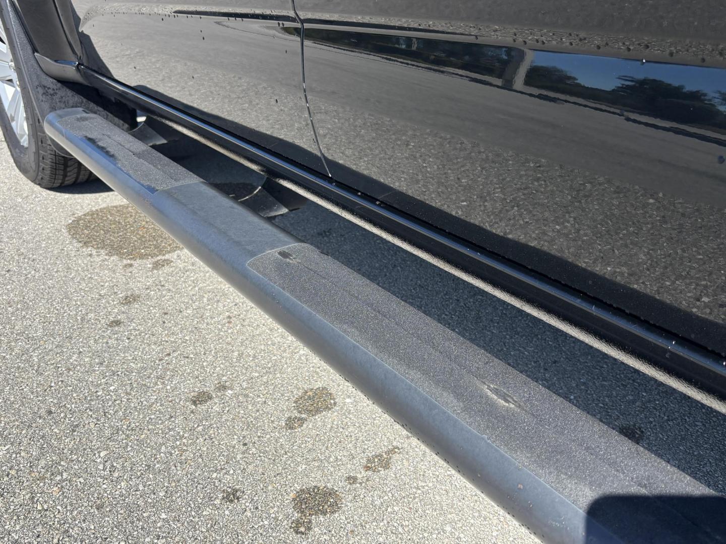 2018 BLACK /BLACK Chevrolet Colorado LT Crew Cab 4WD Long Box (1GCGTCEN7J1) with an 3.6L V6 DOHC 24V GAS engine, 6A transmission, located at 11170 Summerlin Square Dr., Fort Myers Beach, FL, 33931, (239) 999-7777, 26.493546, -81.941628 - Carfax 1 Owner - Photo#31