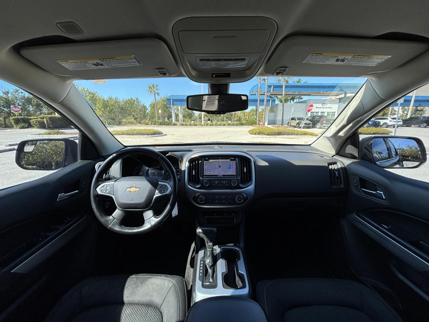 2018 BLACK /BLACK Chevrolet Colorado LT Crew Cab 4WD Long Box (1GCGTCEN7J1) with an 3.6L V6 DOHC 24V GAS engine, 6A transmission, located at 11170 Summerlin Square Dr., Fort Myers Beach, FL, 33931, (239) 999-7777, 26.493546, -81.941628 - Carfax 1 Owner - Photo#9