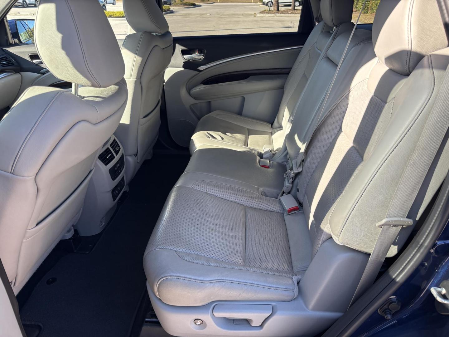 2019 BLUE /LIGHT GRAY LEATHER Acura MDX 9-Spd AT w/Tech Package (5J8YD3H56KL) with an 3.5L V6 SOHC 24V engine, 9A transmission, located at 11170 Summerlin Square Dr., Fort Myers Beach, FL, 33931, (239) 999-7777, 26.493546, -81.941628 - Photo#18