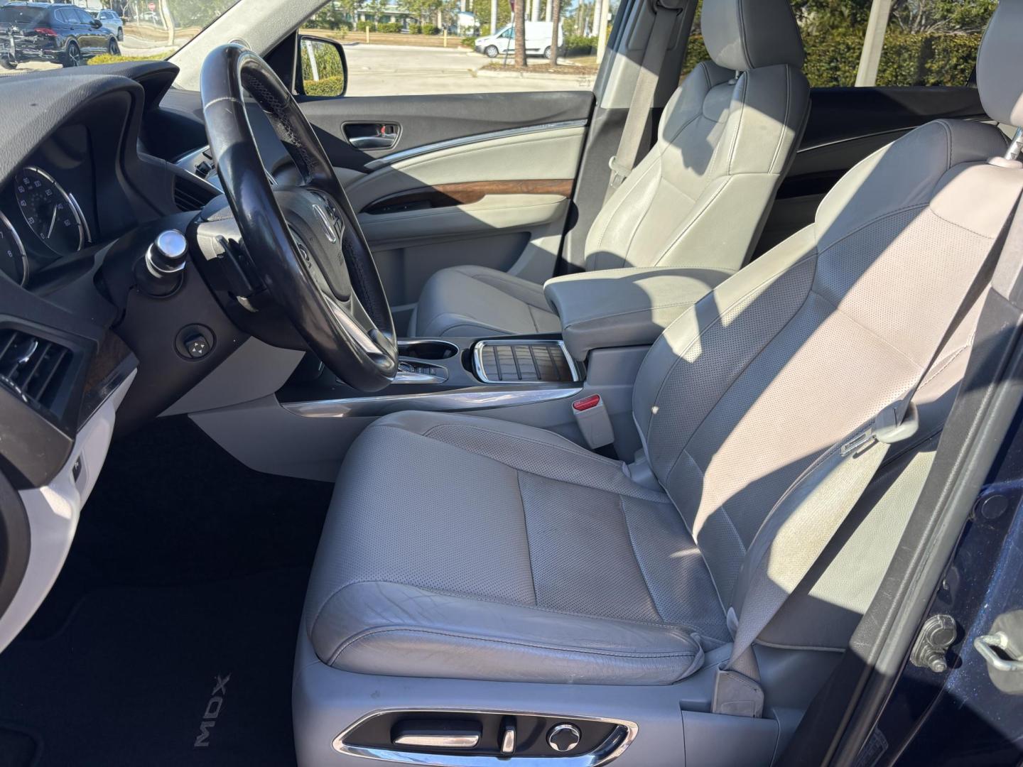 2019 BLUE /LIGHT GRAY LEATHER Acura MDX 9-Spd AT w/Tech Package (5J8YD3H56KL) with an 3.5L V6 SOHC 24V engine, 9A transmission, located at 11170 Summerlin Square Dr., Fort Myers Beach, FL, 33931, (239) 999-7777, 26.493546, -81.941628 - Photo#10